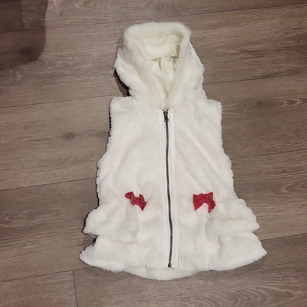 (J14) Little Lass 5t little vest